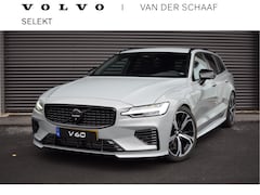 Volvo V60 - T6 350pk AWD Plus Dark / Heico verlaagd / 19 inch / Stylingkit / Sportstoelen / 360 Camera