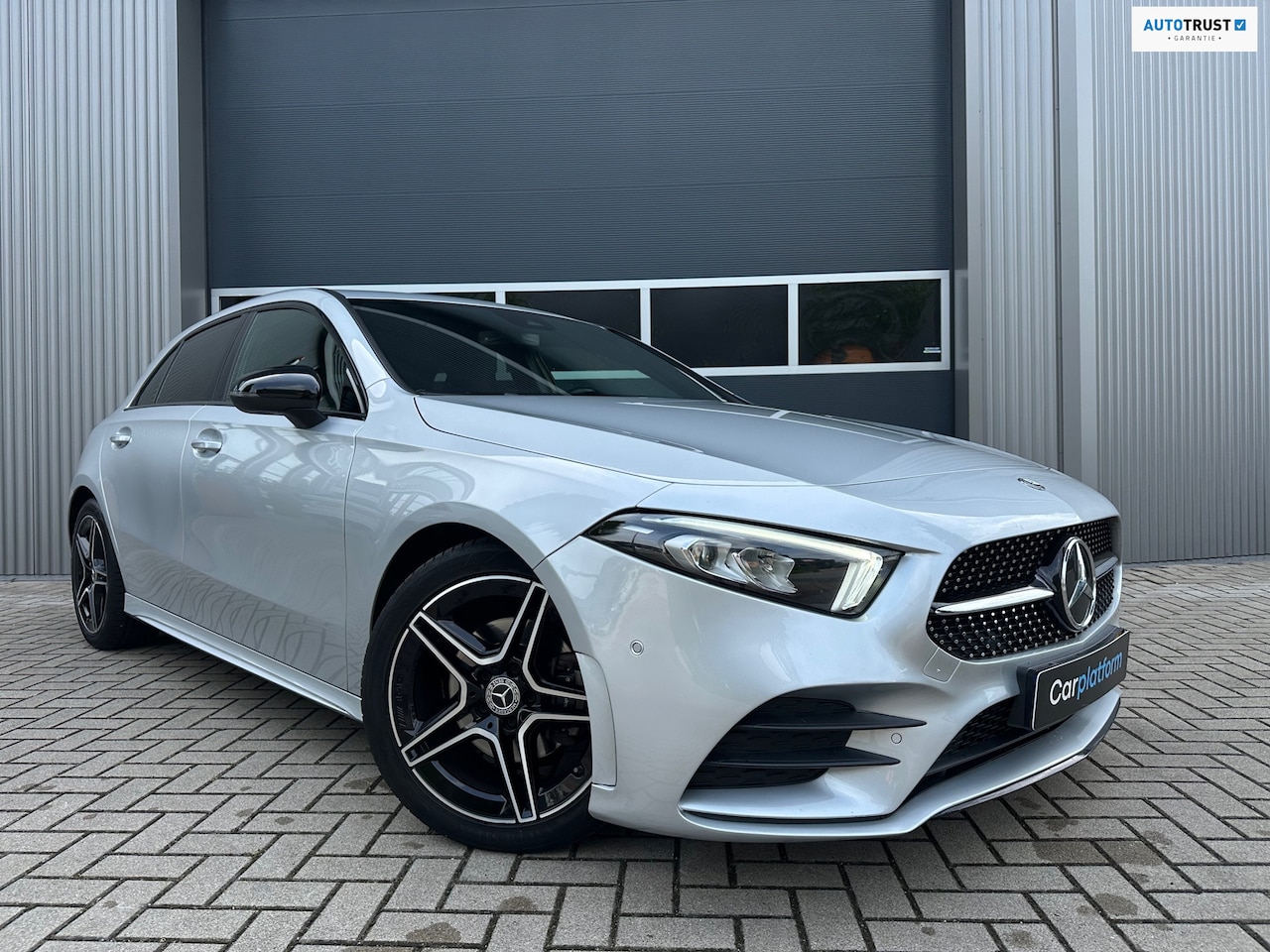 Mercedes-Benz A-klasse - 200 Business Solution AMG | Night Package | Widescreen | Stoelverwarming | Xenon | Histori - AutoWereld.nl