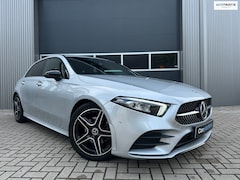 Mercedes-Benz A-klasse - 200 Business Solution AMG | Night Package | Widescreen | Stoelverwarming | Xenon | Histori