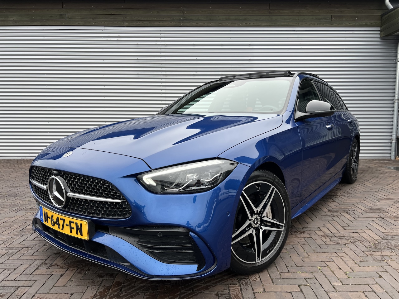 Mercedes-Benz C-klasse Estate - 200 Launch Edition AMG Line Panoramadak night - AutoWereld.nl