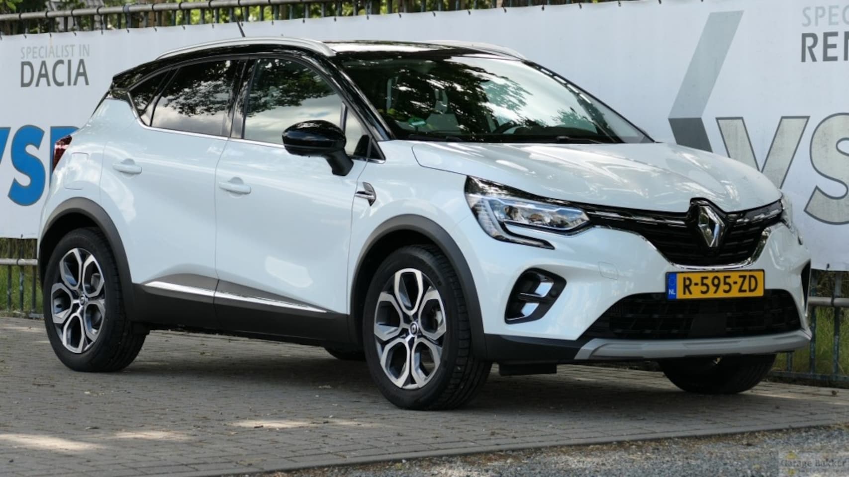 Renault Captur - TCe 140 EDC Automaat Intens - AutoWereld.nl