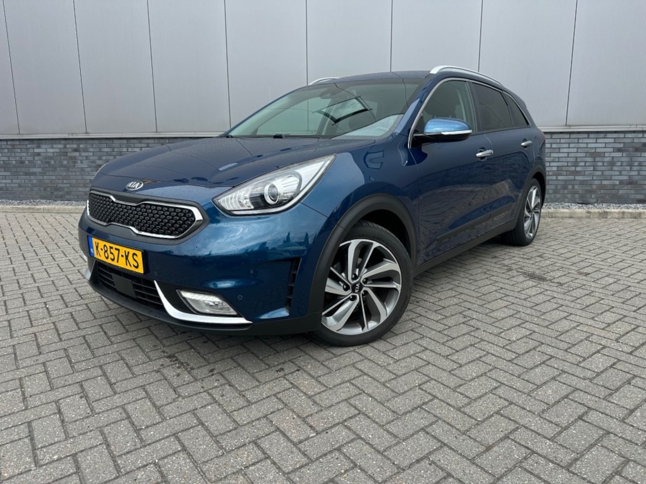 Kia Niro - 1.6 GDI Hybride Executive+Leer - AutoWereld.nl