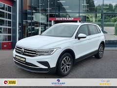 Volkswagen Tiguan - 1.4 TSI DSG LIFE E-HYBRID PANO-DAK/CAMERA/LEDER/MEMORY/NAVI/ACC/CARPLAY/STOELVERW