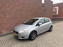 Fiat Grande Punto - 1.2 Dynamic nieuwe apk NAP