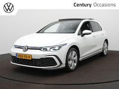 Volkswagen Golf - 1.4 eHybrid GTE Panoramadak / Adaptive Cruise / Head up
