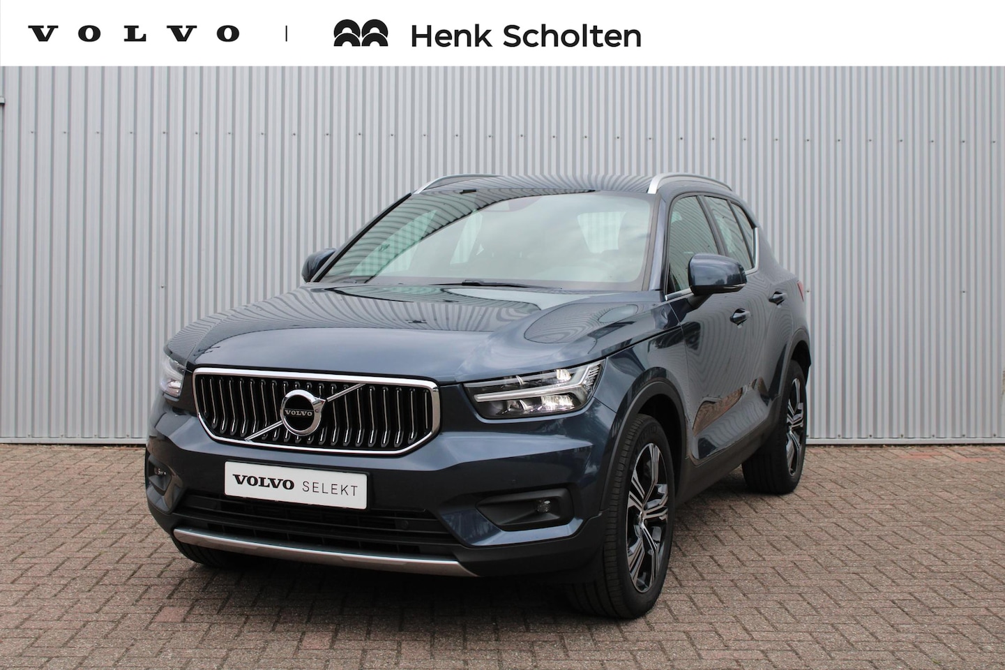 Volvo XC40 - T3 Automaat Inscription | Navigatie | Adaptieve Cruise Control| 19" Lichtmetalen velgen| D - AutoWereld.nl