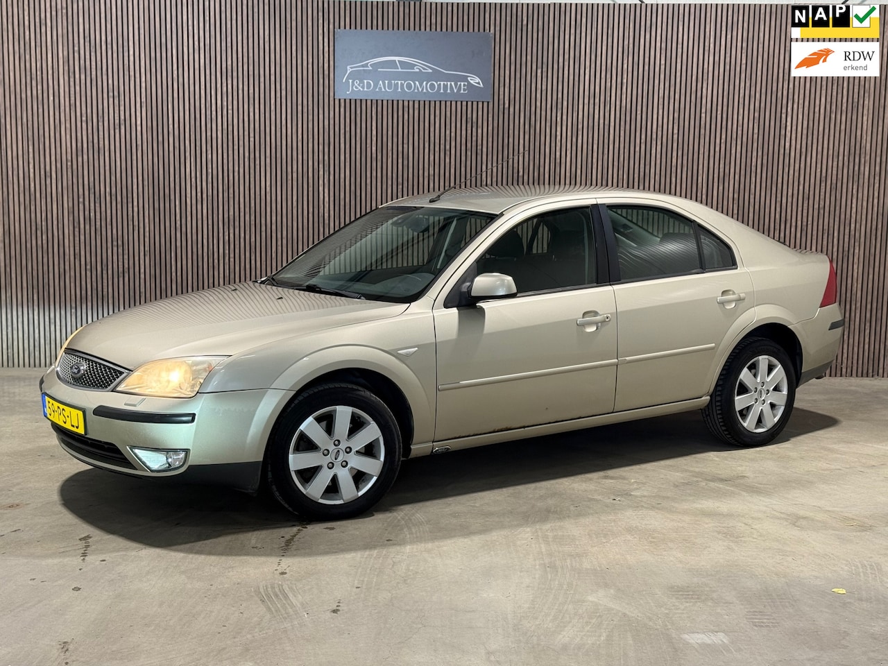 Ford Mondeo - 1.8-16V Futura 2004 NAP CLIMA CRUISE AIRCO ELEK-RAMEN - AutoWereld.nl