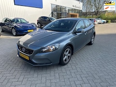 Volvo V40 - 2.0 D2 Momentum Business EXPORT