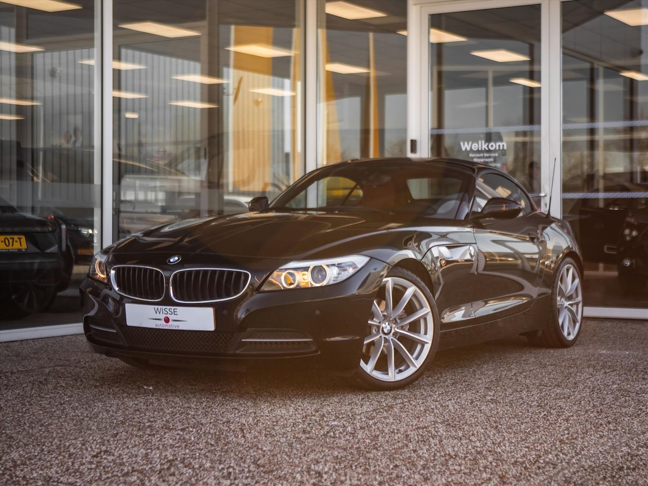BMW Z4 Roadster - sDrive23i 204pk Executive | Leder | Stoelverwarming | Navigatie | PDC - AutoWereld.nl