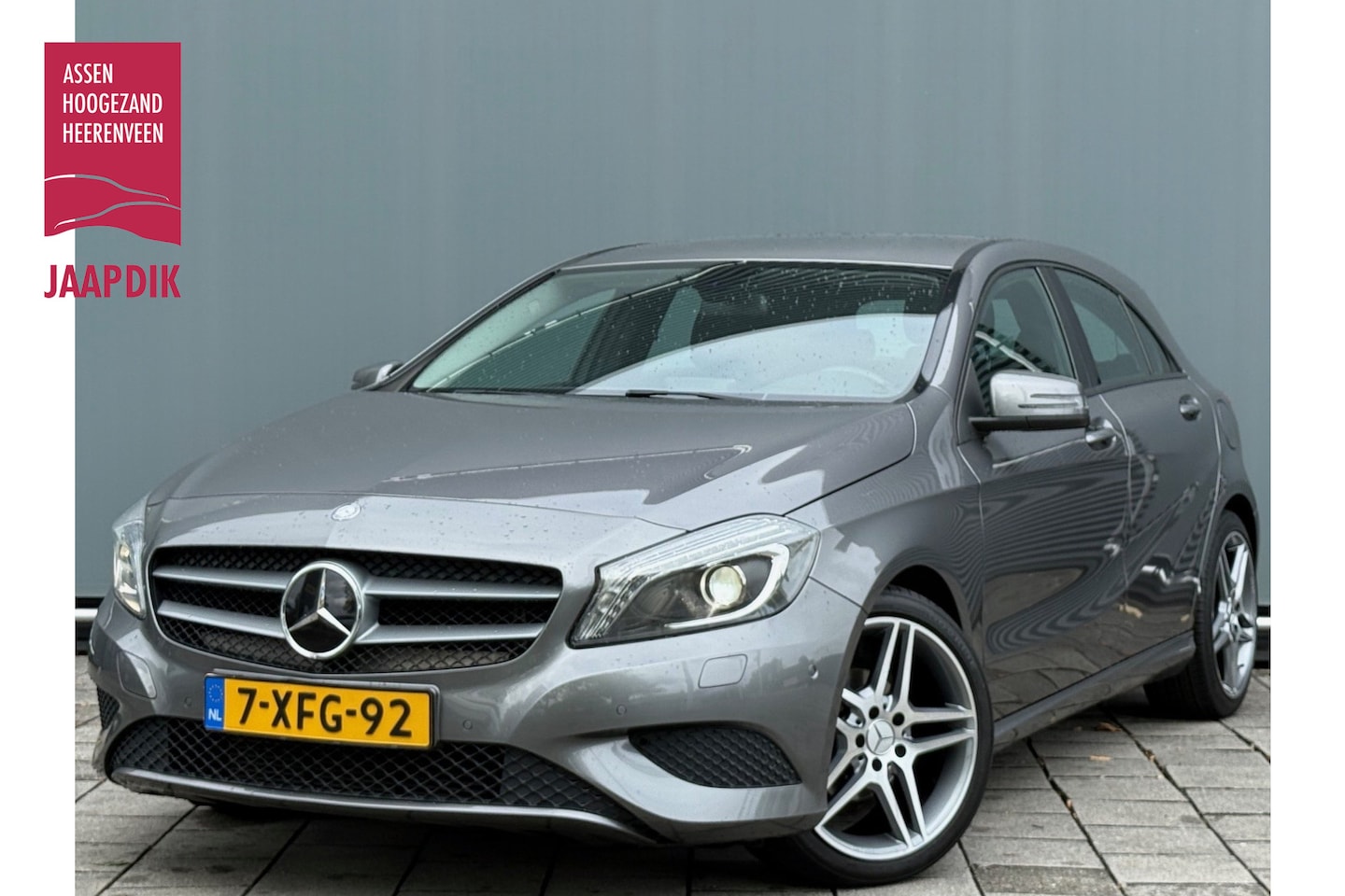 Mercedes-Benz A-klasse - BWJ 2014 | 180 123PK Ambition | CLIMA | PDC | NAVI | CRUISE | AMG VELGEN | XENON | - AutoWereld.nl