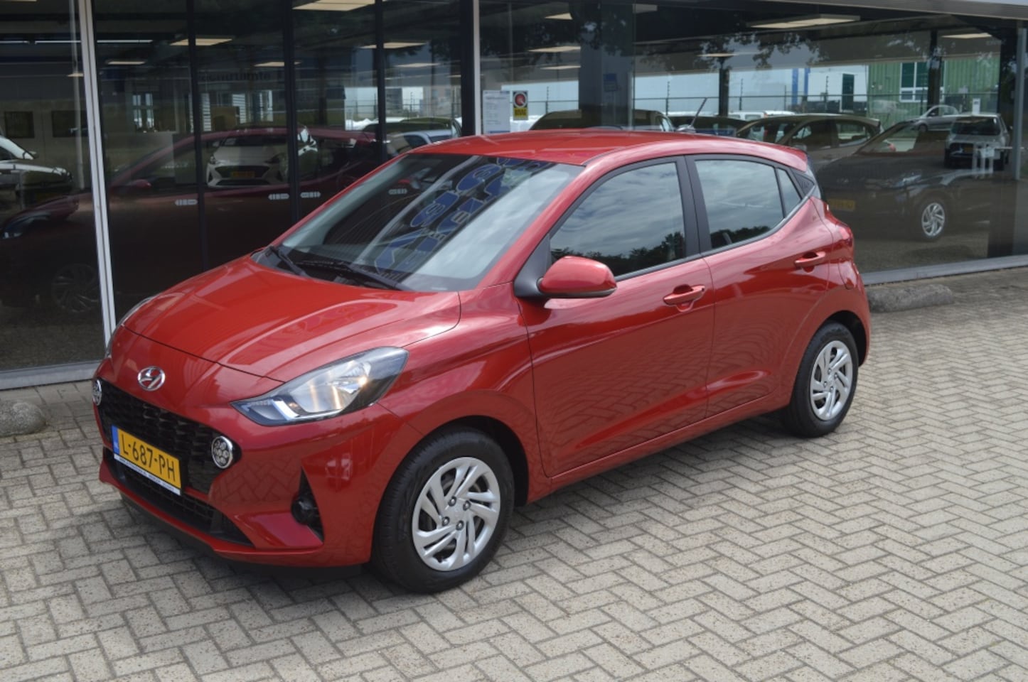 Hyundai i10 - 1.0 Comfort Smart 5p Automaat Navi Camera 1e eig. NL-auto - AutoWereld.nl