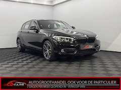 BMW 1-serie - 118i Executive Clima, Navi, Parkeersensoren, Keyless start, Cruise control, Lichtmetalen v