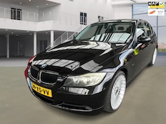 BMW 3-serie - 318i Business Line/AUT/NAVI/PSENSOR/ELEKSTOEL