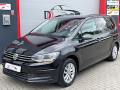 Volkswagen Touran - 1.2 TSI Highline FACELIFT/AIRCO/PDC/NAVI/VAKANTIEKLAAR