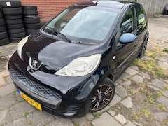 Peugeot 107 - 1.0 12V 5DR Let op Koppeling stuk