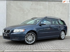 Volvo V50 - 2.4i Momentum, automaat, leer, xenon