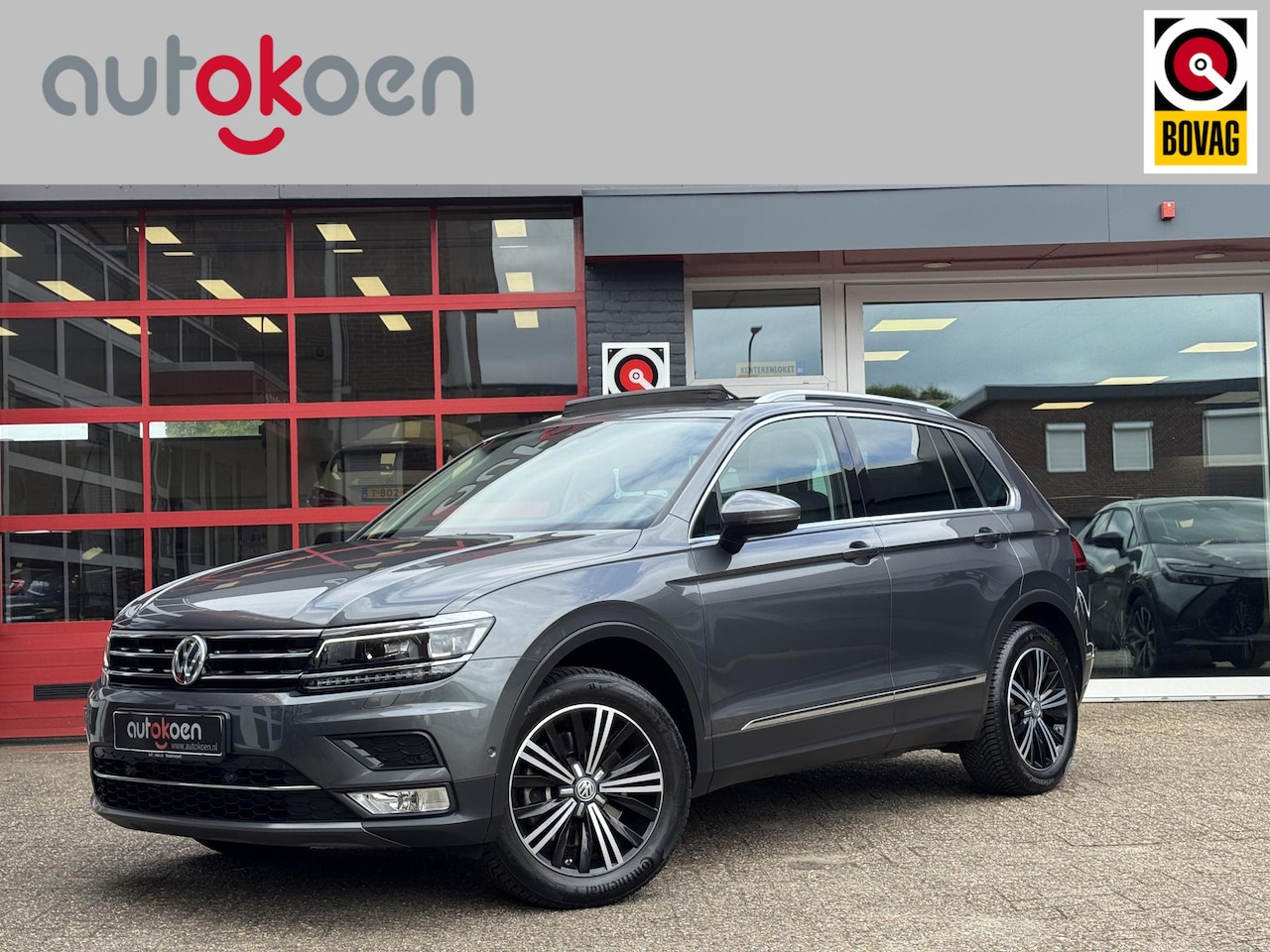 Volkswagen Tiguan - 2.0 TSI Highline 4motion Edition *TREKHAAK/ACC/PANO* - AutoWereld.nl