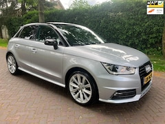 Audi A1 Sportback - 1.0 TFSI Adrenalin 5 Deurs APK TOT 14 Juli 2026, Navi Clima ZEER MOOI