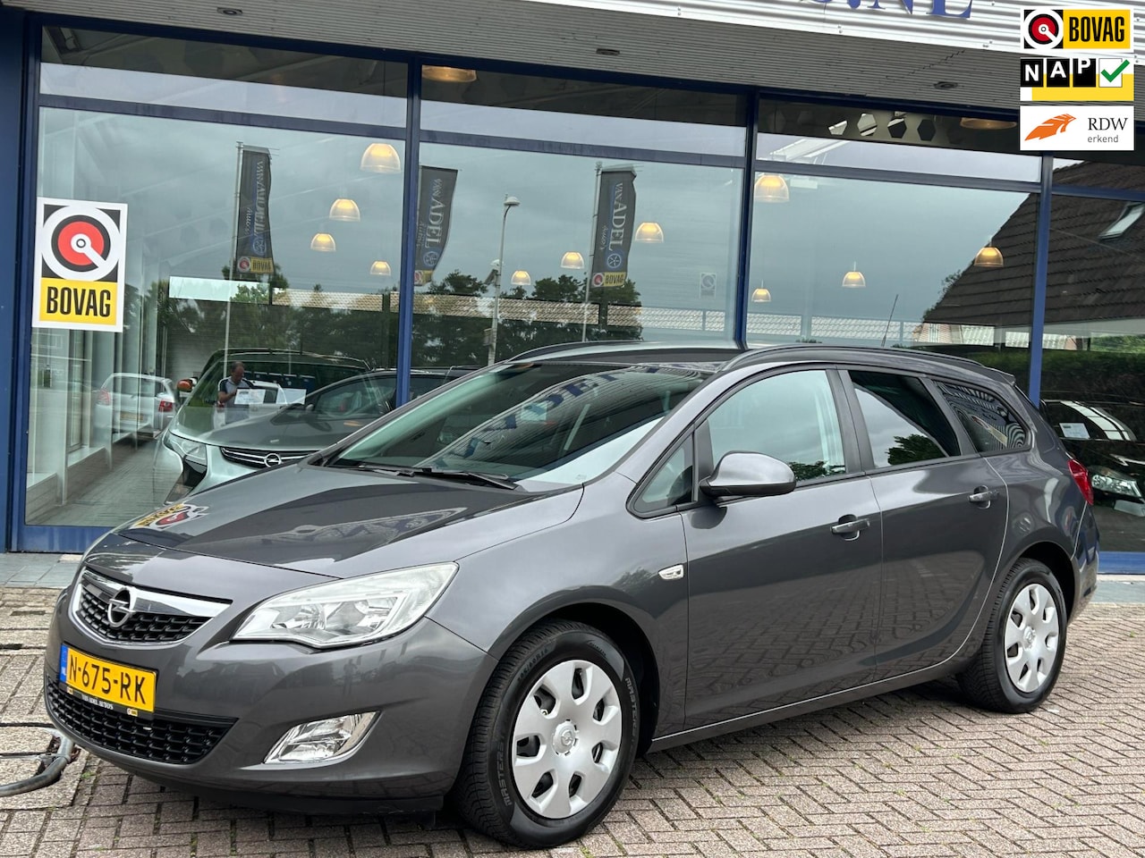 Opel Astra Sports Tourer - 1.6 Edition Airco Cruise Park.Sens Trekhaak Dealeronderhouden! - AutoWereld.nl