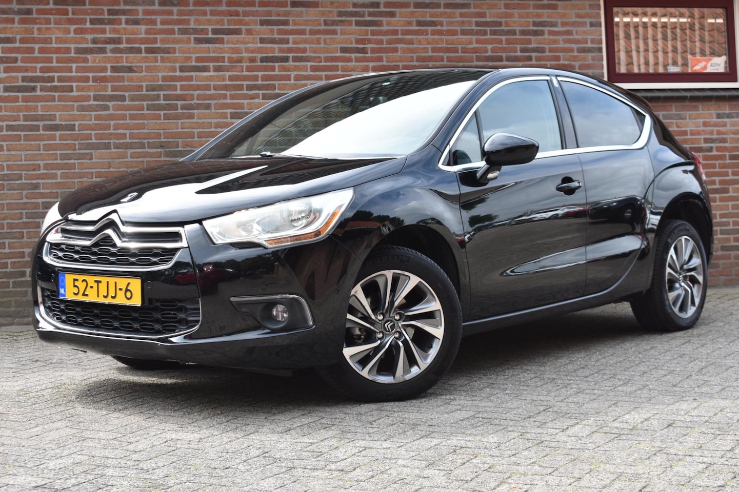 Citroën DS4 - 1.6 VTi So Chic '12 VERBRUIKT OLIE!!! - AutoWereld.nl