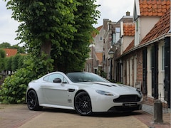 Aston Martin V12 Vantage - 5.9 S | Facelift - Historie - Silver Fox Grey