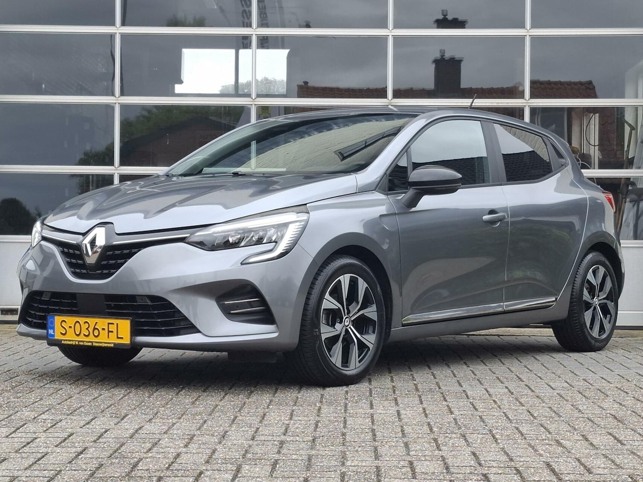 Renault Clio - 1.0 TCe 90 evolution 1.0 TCe 90 Evolution - AutoWereld.nl