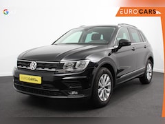 Volkswagen Tiguan - 1.5 TSI 150pk DSG Comfortline Tiguan 1.5 TSI 150pk DSG ACT Comfortline | Navigatie | Apple