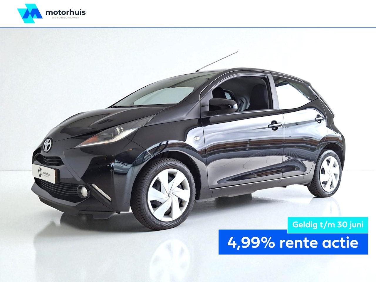 Toyota Aygo - 1.0 VVT-i 69pk 5D x-play CAMERA NAVI - AutoWereld.nl