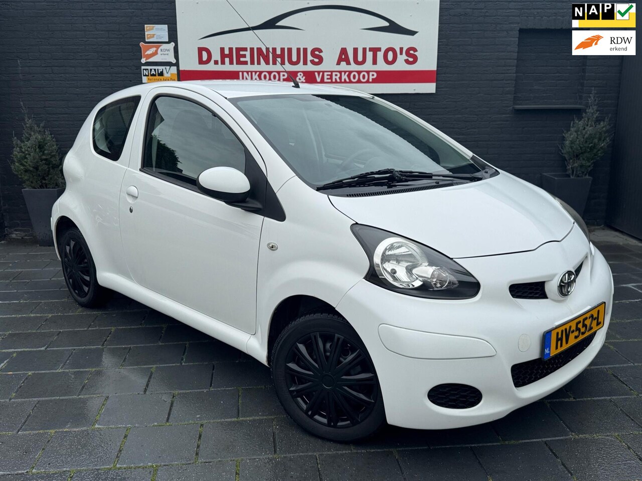 Toyota Aygo - 1.0-12V 2012 130.205km - AutoWereld.nl