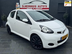Toyota Aygo - 1.0-12V 2012 130.205km