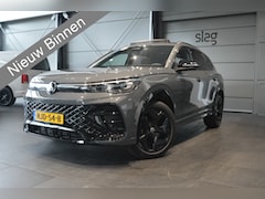 Volkswagen Tiguan - 2.0 TDI 3X R-LINE navi pano trekhaak 19 inch 150 pk