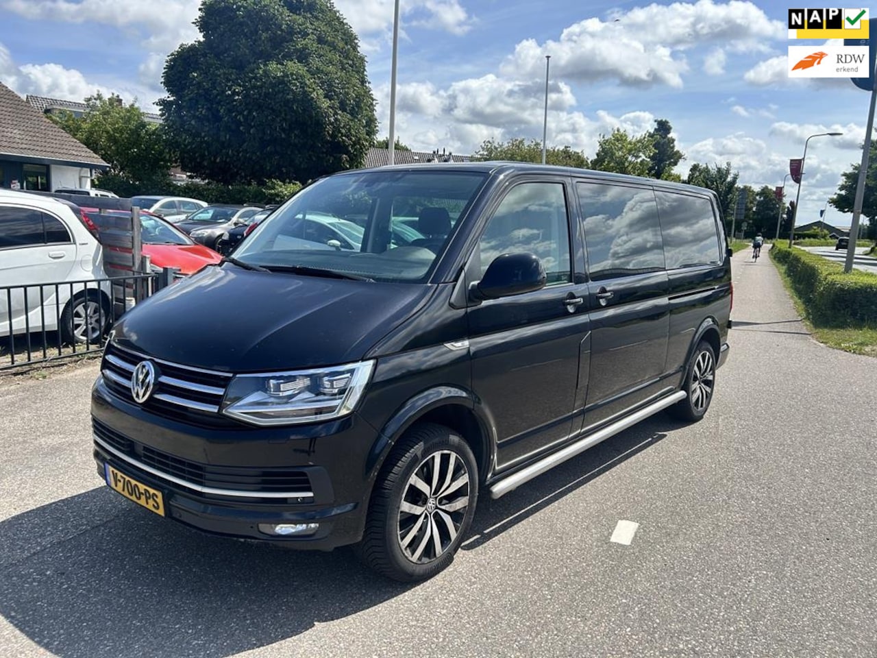 Volkswagen Transporter - 2.0 TDI L2H1 DC Highline VERLENGD! AUTOMAAT! NAVI! XENON! 2018! - AutoWereld.nl