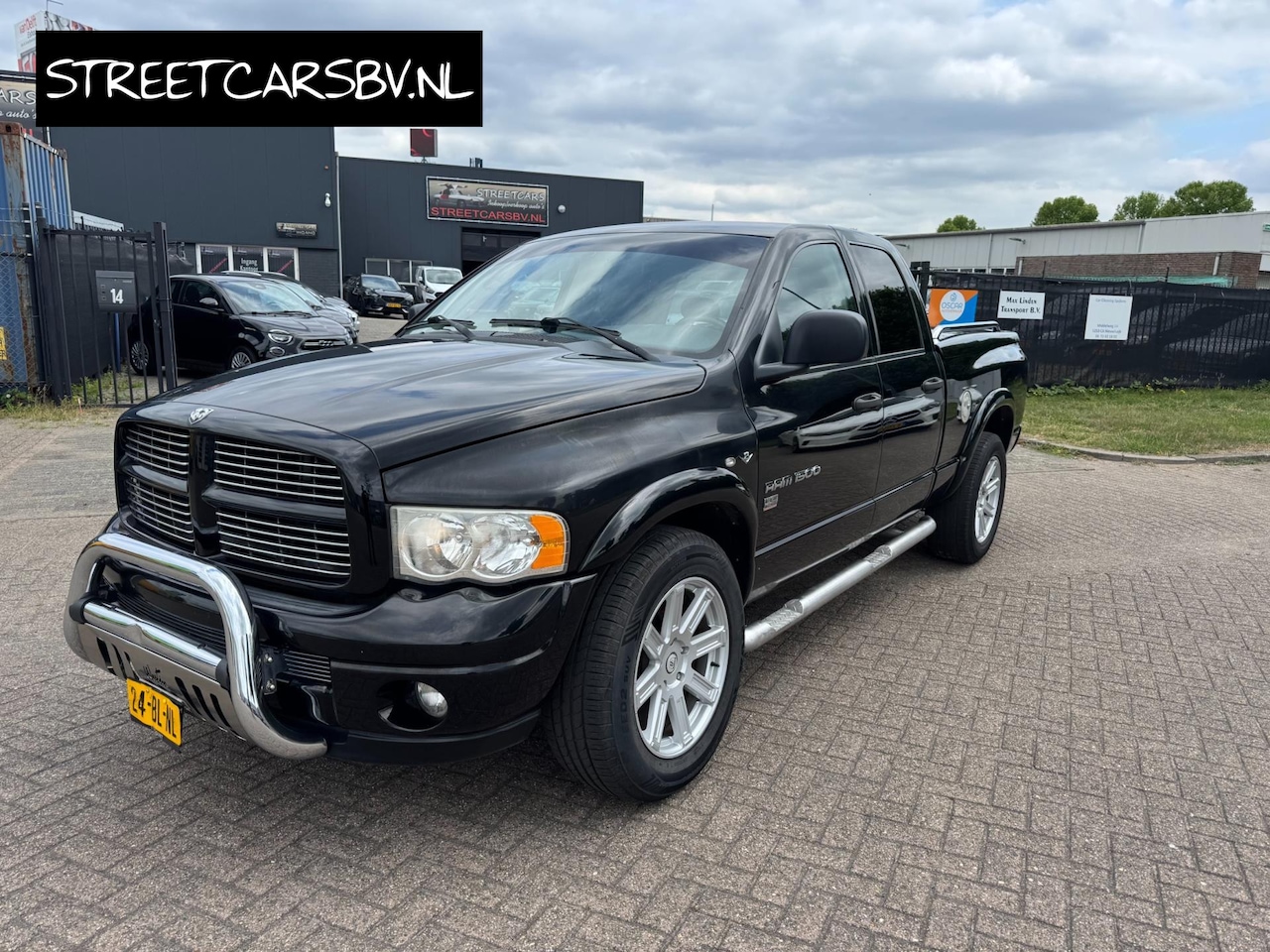Dodge Ram 1500 - /Org NL/Marge/Geen Lpg/Benzine!6persoons! - AutoWereld.nl