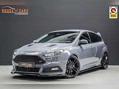 Ford Focus - ST 2.0 250PK Performance pack |Maxton splitterset|RS-spoiler|KW-supensions|cruise control|