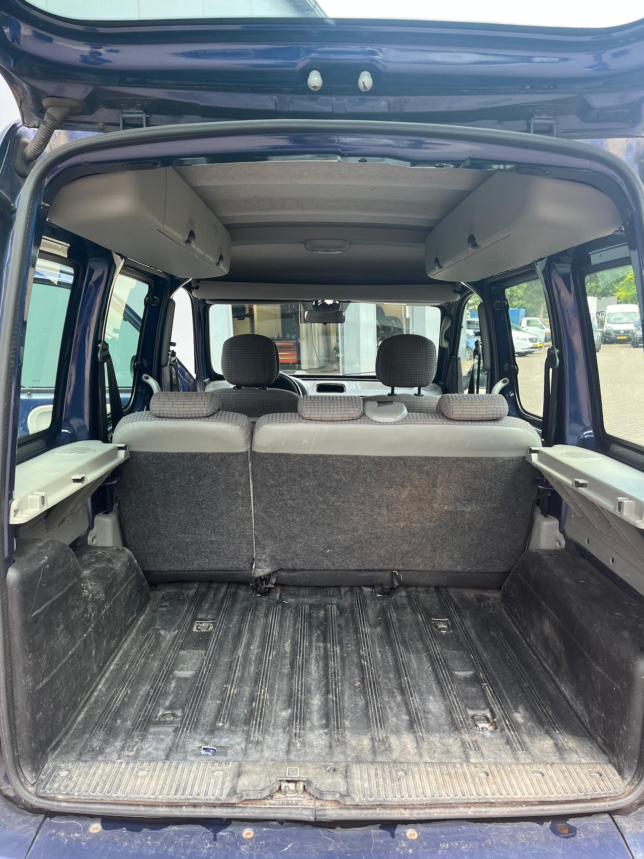 Renault Kangoo - 1.6-16V Privilège