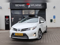 Toyota Auris Touring Sports - 1.8 Hybrid Executive PanoDak/Trekhaak/Navi/Camera