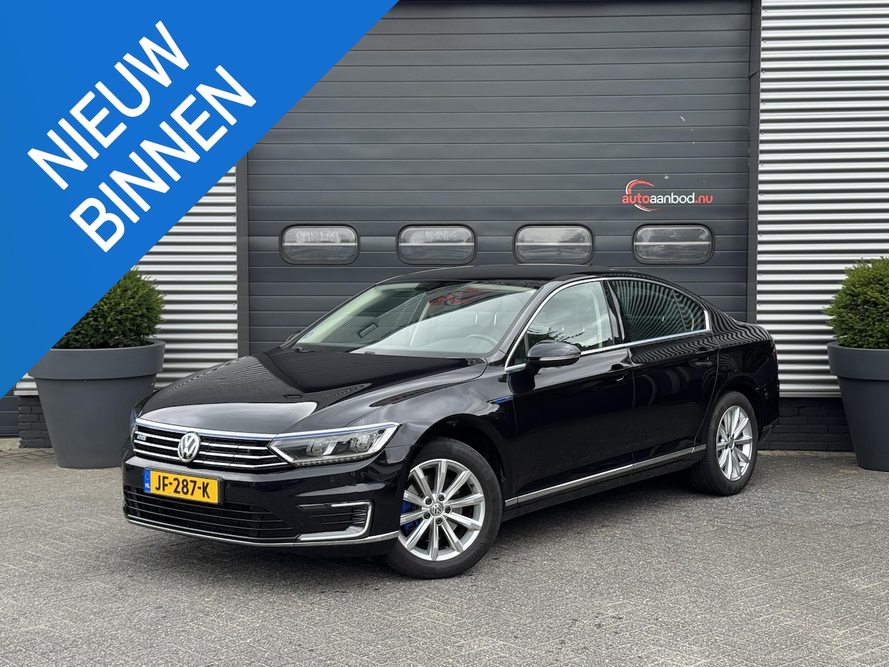 Volkswagen Passat - 1.4 TSI GTE Highline | Navigatie | Carplay | LED | Lichtmetalen Velgen | Stoelverwarming | - AutoWereld.nl