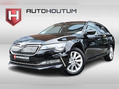 Skoda Superb Combi - 1.4 TSI iV Business Edition Plus Trekhaak, ACC, Achteruitrijcamera