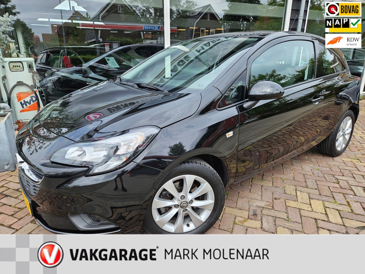 Opel Corsa - 1.0 Turbo Edition 1.0 Turbo Edition,lage km,trekhaak - AutoWereld.nl