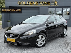 Volvo V40 - 2.0 D2 Momentum Business 2e Eigenaar, Navi, Clima, Cruise, PDC, Stoelverwar, Dealer Onderh