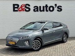 Hyundai IONIQ - Premium EV 38 kWh Adaptive cruise control Climate control Stoel- en stuurverwarming Achter