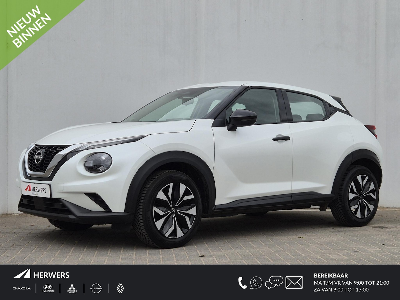 Nissan Juke - 1.0 DIG-T Acenta Handgeschakeld / Nissan Connect Navigatie / Stoelverwarming / Cruise cont - AutoWereld.nl