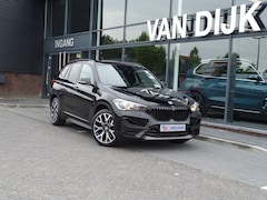 BMW X1 - xDrive25e Afn.Trekhaak Leder Navigatie Sportstuur ECC DAB Shadow Line 19" LM Velgen