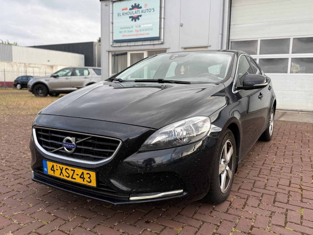 Volvo V40 - 2.0 D4 Momentum Business Export - AutoWereld.nl