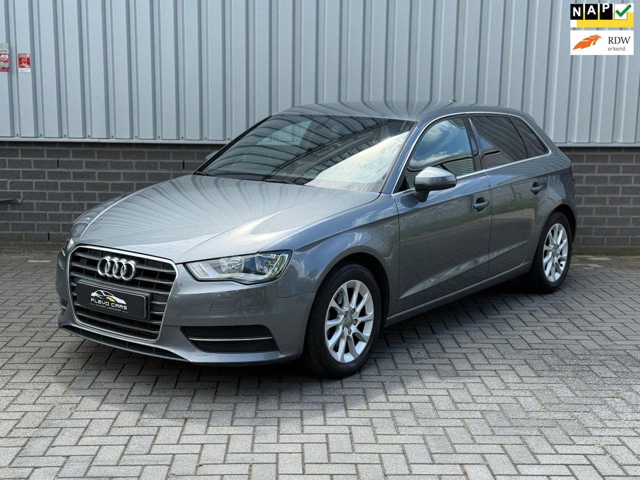 Audi A3 Sportback - 1.6 TDI Ambition Pro Line |Navi|Airco|CruiseCtrl|5 Deurs| - AutoWereld.nl