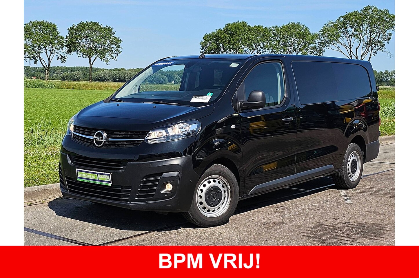 Opel Vivaro - 2.0 CDTI L3H1 DC Edition Airco Automaat Trekhaak Navi Euro6 NAP Oh-Historie 1e Eigenaar! - AutoWereld.nl