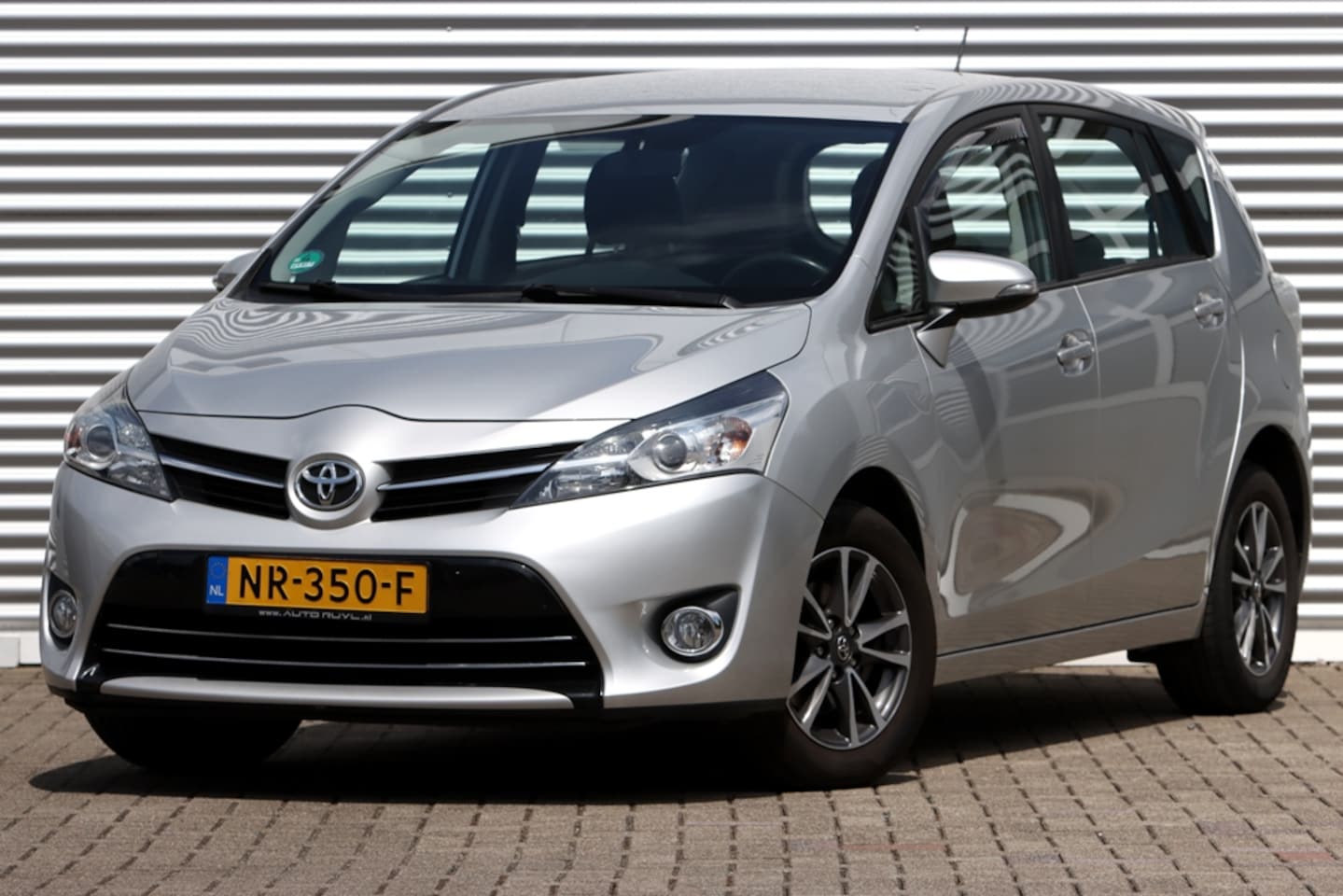 Toyota Verso - 1.6 VVT-i Aspiration 1.6 VVT-i Aspiration - AutoWereld.nl
