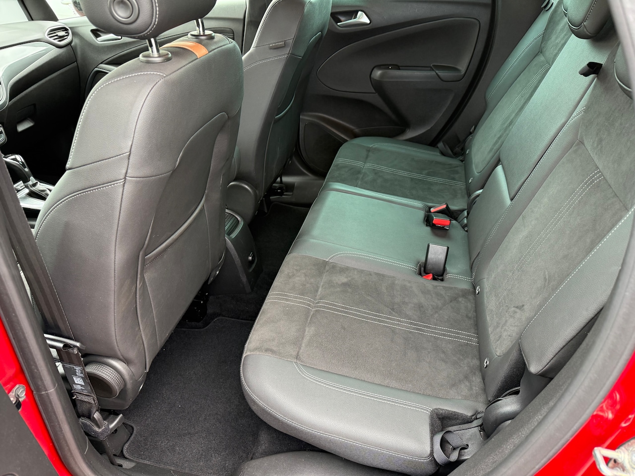 Opel Crossland - 1.2 Turbo Ultimate Trekhaak  lage km