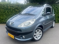 Peugeot 1007 - 1.4 Gentry ECC LM16" NL Auto