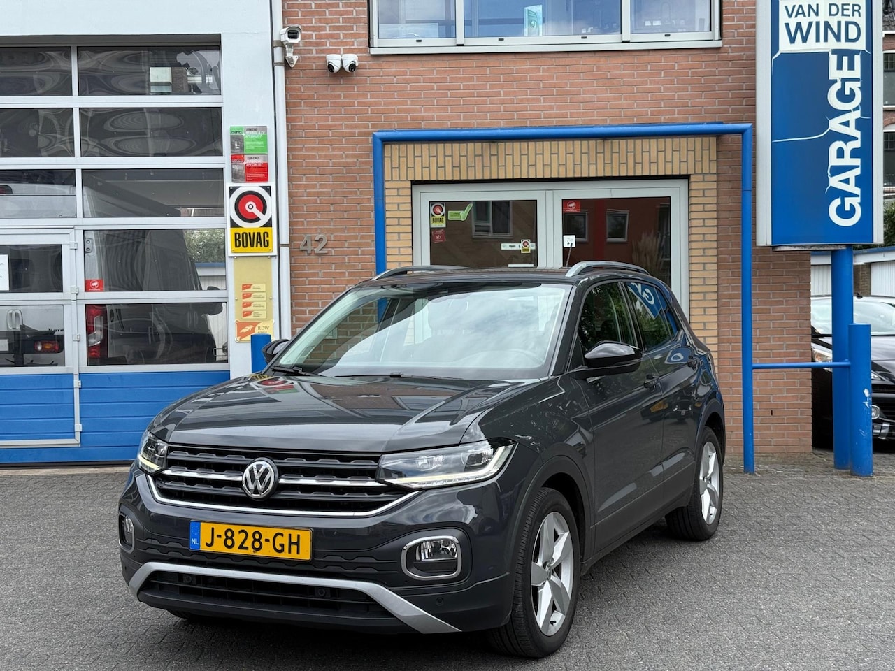Volkswagen T-Cross - 1.0 TSI Style lage KM. stand 45.517 NAP!| Adaptieve Cruise control | Climate control| park - AutoWereld.nl